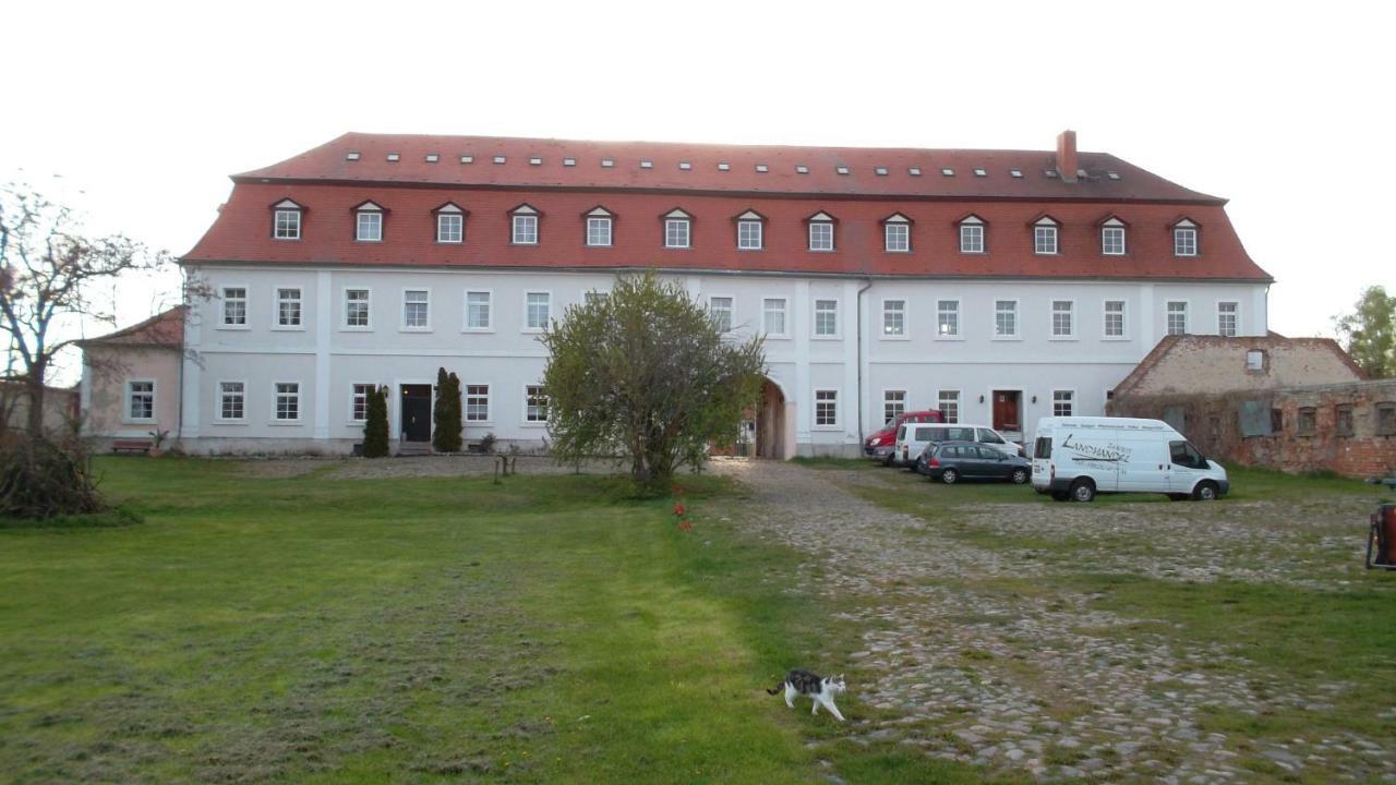 Domaene-Badetz Hotel ภายนอก รูปภาพ